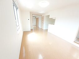 リヴェール　II 303 3階1LDKのリビング/ダイニング