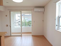 ウィスティリア 203 2階1LDKのリビング/ダイニング