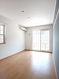 リヴァーグレイスＢ 101 1階2DKのリビング/ダイニング