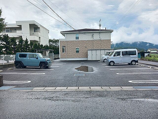 6 / 14