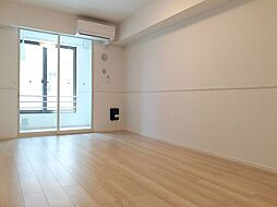 グラース・メゾン 102 1階1LDKのリビング/ダイニング