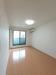 エレガンス 202 2階1LDKのリビング/ダイニング