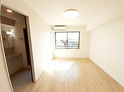 クリスタル・アクア　II 205 2階1LDKのリビング/ダイニング