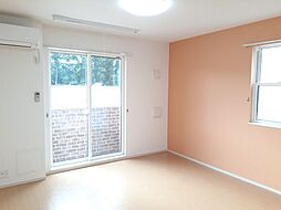 フォーリスト 106 1階ワンルームのリビング/ダイニング