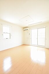 カーサ・ミーレ 105 1階1LDKのリビング/ダイニング