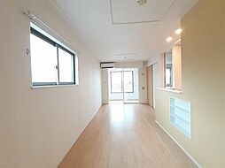 サンライズスクエアIII 204 2階2LDKのリビング/ダイニング