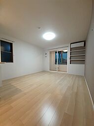 ルピナス　II 101 1階ワンルームのリビング/ダイニング