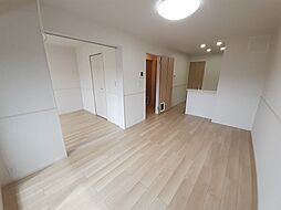 アヴェンタドール 203 2階2LDKのリビング/ダイニング