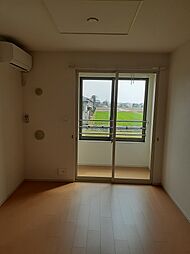 ベル　ソレイユ　III 201 2階2DKのリビング/ダイニング