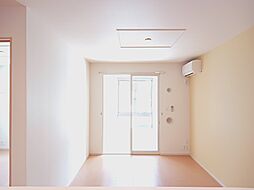 リバーサイドエイム 103 1階1LDKのリビング/ダイニング