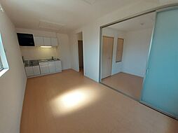 アバンツァートＭ’Ｓ 201 2階2LDKのリビング/ダイニング