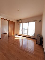 キャッスル矢代 201 2階2LDKのリビング/ダイニング