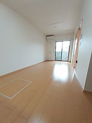 エミネスタウンＳ−I 102 1階1LDKのリビング/ダイニング