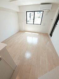 麗（うらら） 102 1階1LDKのリビング/ダイニング