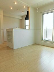 レジデンス北岩田 205 2階2LDKのリビング/ダイニング