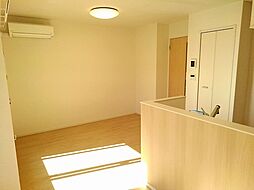 Ｋ．Ｆ．Ｋ．アルバ　ｓｅｖｅｎ 201 2階2LDKのリビング/ダイニング