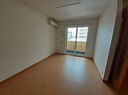 フレア　（南棟） 103 1階2LDKのリビング/ダイニング