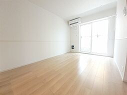 コンソラータ 102 1階1LDKのリビング/ダイニング