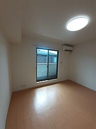 カーサ．ストーリア．Ａ 206 2階1LDKのリビング/ダイニング