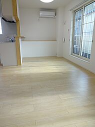 ハーベスト　ヒルズ　II 203 2階1LDKのリビング/ダイニング