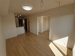 ドルチェこば 203 2階2LDKのリビング/ダイニング