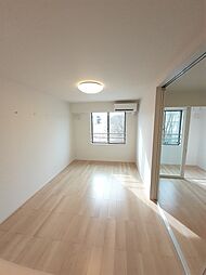 ルーエンハイムV 201 2階2LDKのリビング/ダイニング