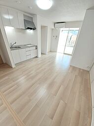 メゾンコリーナ 101 1階1LDKのリビング/ダイニング