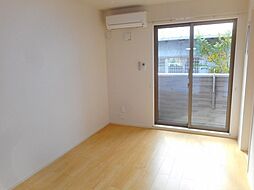 スィンスィアリー　II 101 1階1LDKのリビング/ダイニング