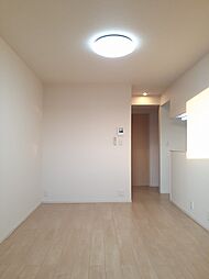 サウスパーク 205 2階1LDKのリビング/ダイニング