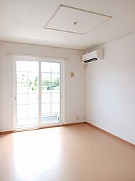 リブ・グリーン 103 1階2DKのリビング/ダイニング