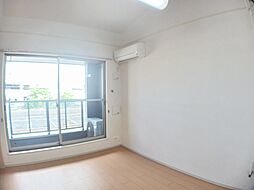 レインボ−ヴィレッジ 202 2階ワンルームのリビング/ダイニング