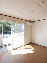 レークサイドＡ 102 1階2DKのリビング/ダイニング