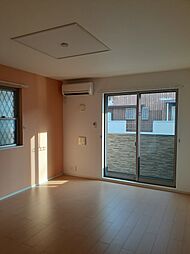 ベルクレールII 101 1階1LDKのリビング/ダイニング