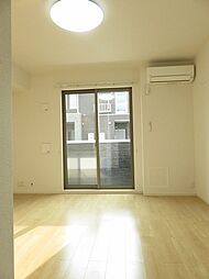 フェリーチェ　光 102 1階ワンルームのリビング/ダイニング