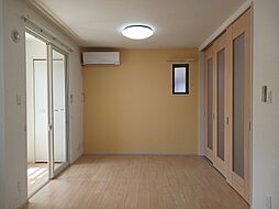 サニーコート聖VIII 101 1階ワンルームのリビング/ダイニング