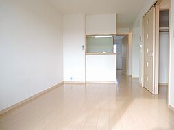 ヴィラオーシャン 103 1階1LDKのリビング/ダイニング