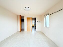 ラヴィランテｆｕｎａｏｋａ 206 2階1Kのリビング/ダイニング