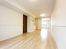 ファルファーラ　I 203 2階2LDKのリビング/ダイニング