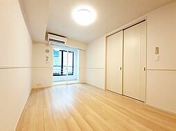 ファルファーラ　II 103 1階1LDKのリビング/ダイニング