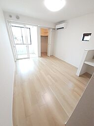 Ｒｉｖｅｒｓｉｄｅ 104 1階1Kのリビング/ダイニング