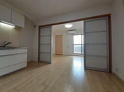 ラ　プワール 302 3階1DKのリビング/ダイニング