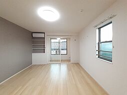 エクラ22 205 2階ワンルームのリビング/ダイニング