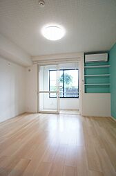 アルカンシェルＡ 102 1階ワンルームのリビング/ダイニング