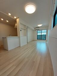 カーサ・フィオーレ　II 201 2階2LDKのリビング/ダイニング