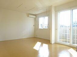 スターポップ　Ｍ　II 101 1階1LDKのリビング/ダイニング