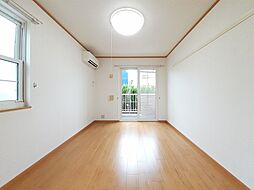 ゼファーI 103 1階2DKのリビング/ダイニング