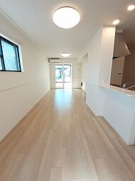 フェニックス 104 1階1LDKのリビング/ダイニング