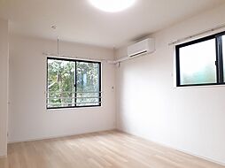 グレイス　シグマ　カルイザワＢ 102 1階ワンルームのリビング/ダイニング