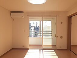 カ−サ　ジェルミナ 203 2階1LDKのリビング/ダイニング