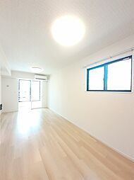 キャッスルコートI 101 1階1LDKのリビング/ダイニング